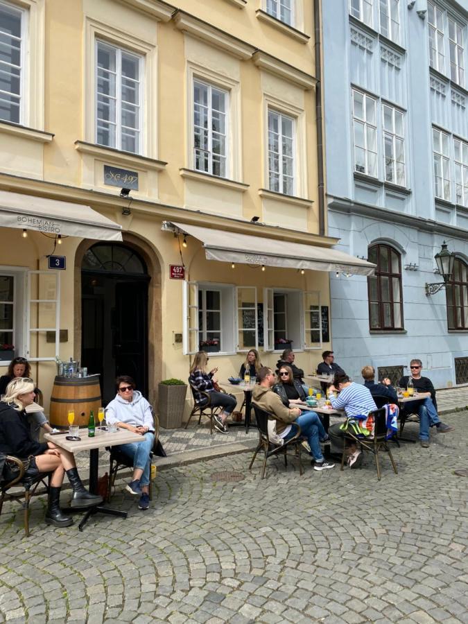 Charles Bridge Apartment Praha Bagian luar foto